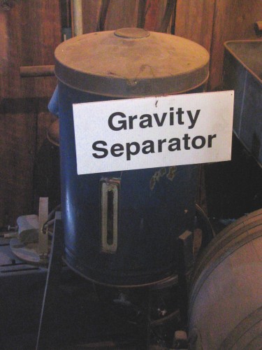 Gravity Separator.jpg (828 KB)